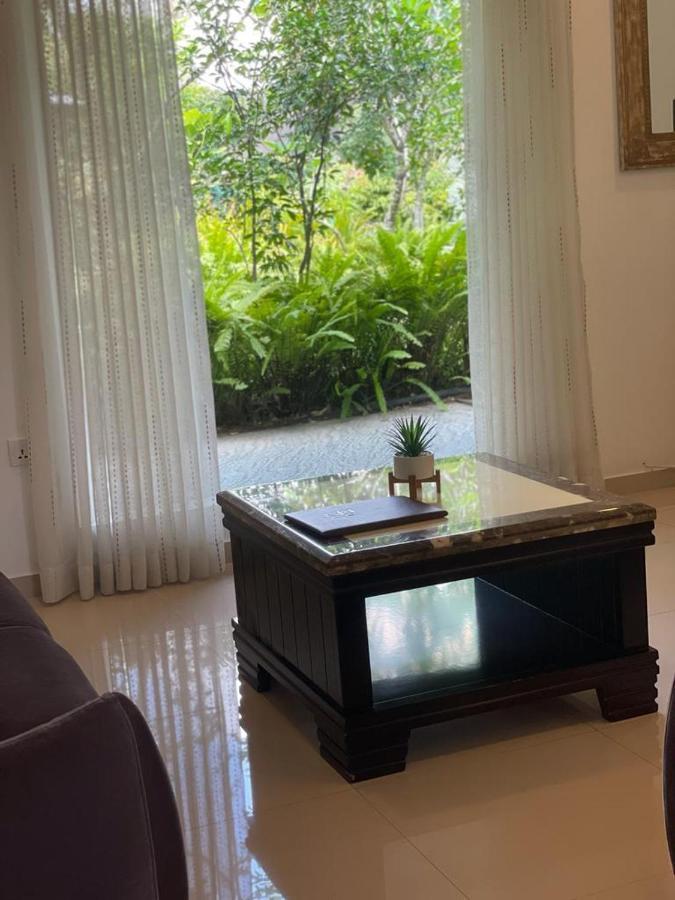 Villa Crystals Malabe Экстерьер фото